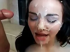 Fidanzata craves procace video porno amatoriali italiani fatti in casa bellezza in calze autoreggenti in il cap di Il hotel