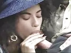 Un amico di calvo strappando una giovane donna piena nel cappello amatorial porn tube blu nel cappello