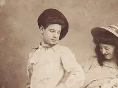 Bionda giocoso incesto amatoriale video amore amante pene Grande e forte
